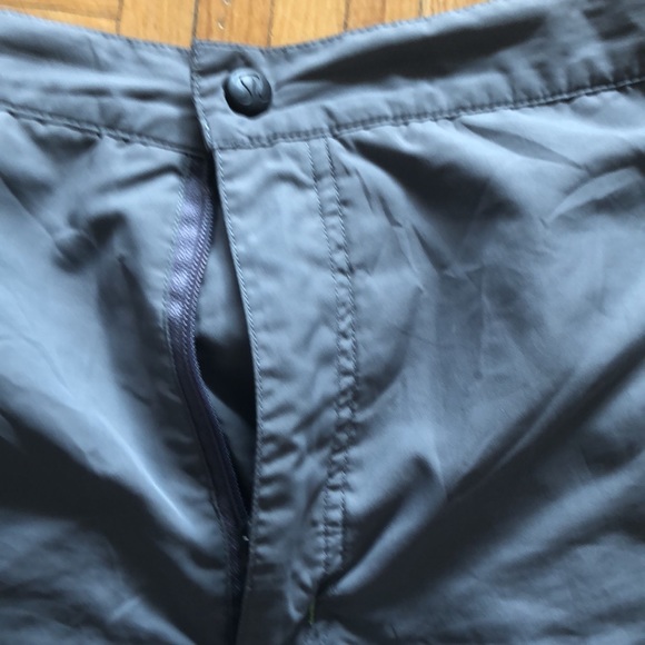 Vintage Lululemon shorts - Picture 3 of 9